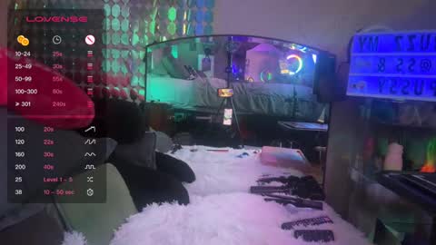 Dani Dragon online show from 01/31/25, 08:43