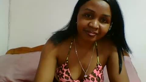 danie80704 online show from 11/04/25, 07:02