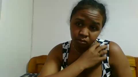 danie80704 online show from 11/16/25, 03:34