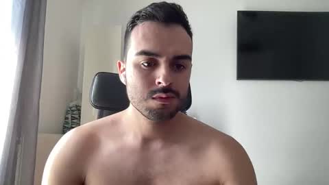 daniel_3827 online show from 06/01/26, 09:44