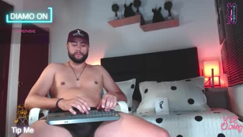 Snapshot of daniel_hunther chatting on 03/23/26, 01:59 DANIEL HUNTHER online show from 03/23/26, 01:59