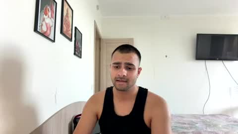 Snapshot of daniel_ice chatting on 07/12/26, 01:24 Daniel online show from 07/12/26, 01:24