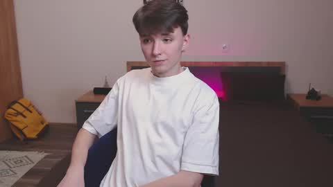 Snapshot of daniel_isaak chatting on 02/21/25, 06:15 Daniel Jerry online show from 02/21/25, 06:15