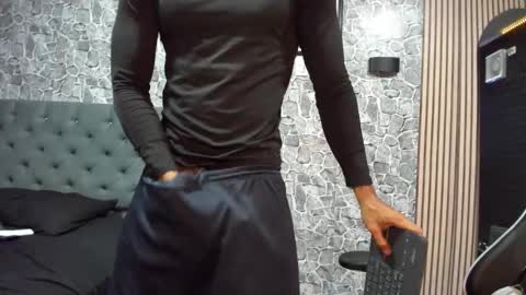 daniel_leconte online show from 10/29/25, 06:04