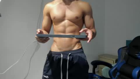 daniel_leconte online show from 04/18/26, 04:27