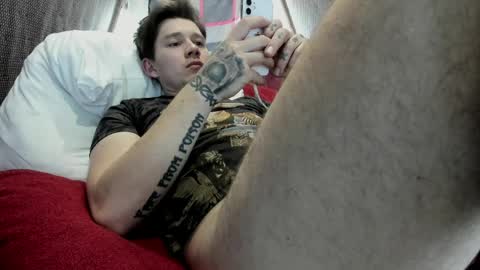 Snapshot of daniel_like chatting on 03/28/26, 01:33 Just Ben online show from 03/28/26, 01:33
