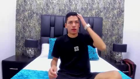 Snapshot of daniel_loverr1 chatting on 02/24/26, 12:36 daniel online show from 02/24/26, 12:36