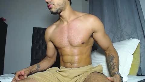 Snapshot of daniel_sherlock chatting on 02/03/25, 10:47 Daniel Sherlock online show from 02/03/25, 10:47