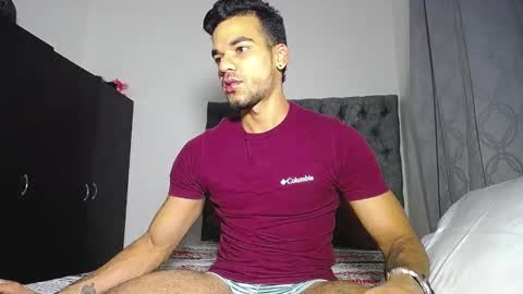 Snapshot of daniel_sherlock chatting on 02/04/25, 10:43 Daniel Sherlock online show from 02/04/25, 10:43