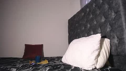 Snapshot of daniel_sherlock chatting on 02/26/25, 12:14 Daniel Sherlock online show from 02/26/25, 12:14