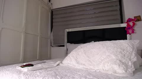 Snapshot of daniel_sherlock chatting on 10/02/25, 11:01 Daniel Sherlock online show from 10/02/25, 11:01