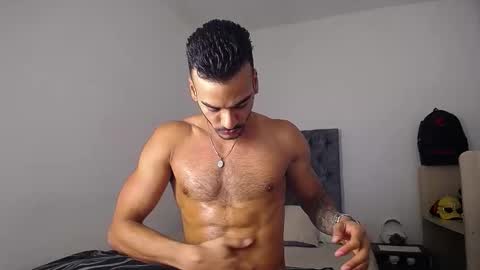 Snapshot of daniel_sherlock chatting on 11/05/25, 10:21 Daniel Sherlock online show from 11/05/25, 10:21