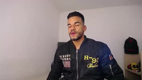 Snapshot of daniel_sherlock chatting on 11/25/25, 12:38 Daniel Sherlock online show from 11/25/25, 12:38