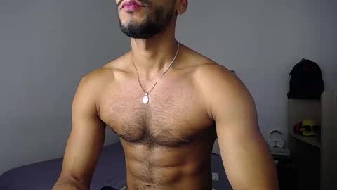 Snapshot of daniel_sherlock chatting on 11/29/25, 02:20 Daniel Sherlock online show from 11/29/25, 02:20