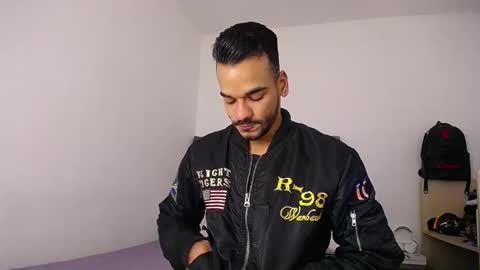 Snapshot of daniel_sherlock chatting on 12/03/25, 01:31 Daniel Sherlock online show from 12/03/25, 01:31