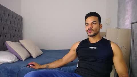 Snapshot of daniel_sherlock chatting on 03/15/26, 01:28 Daniel Sherlock online show from 03/15/26, 01:28