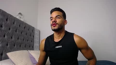 Snapshot of daniel_sherlock chatting on 03/30/26, 11:33 Daniel Sherlock online show from 03/30/26, 11:33