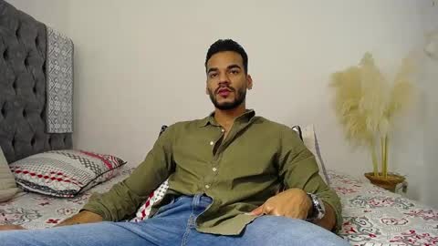 Snapshot of daniel_sherlock chatting on 04/14/26, 02:45 Daniel Sherlock online show from 04/14/26, 02:45