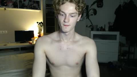 Snapshot of daniel_yumm chatting on 05/01/26, 11:09 Daniel online show from 05/01/26, 11:09
