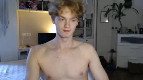 Snapshot of daniel_yumm chatting on 05/24/26, 03:00 Daniel online show from 05/24/26, 03:00