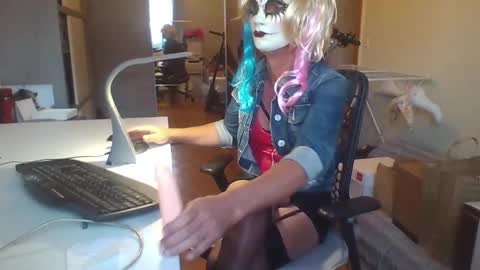 Snapshot of daniela69i chatting on 12/12/24, 08:47 newcumer online show from 12/12/24, 08:47