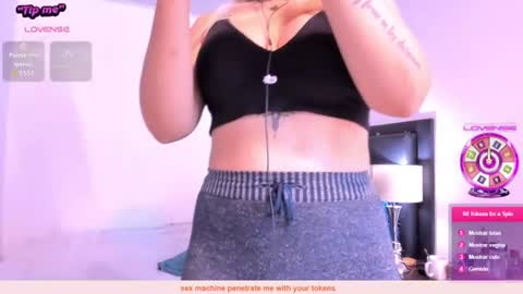 Snapshot of daniela_beauty chatting on 07/28/26, 07:50 daniela online show from 07/28/26, 07:50