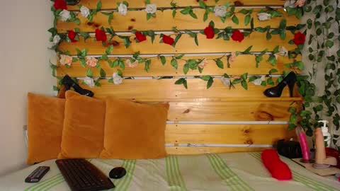 Daniela online show from 02/27/25, 02:21