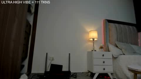 Snapshot of daniela_henaoo chatting on 10/26/25, 03:34  independent model   online show from 10/26/25, 03:34