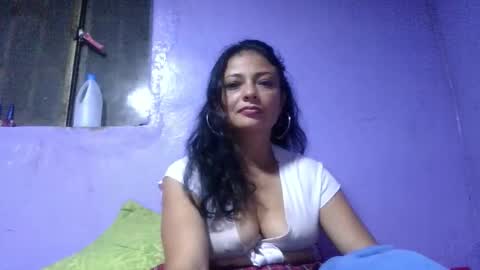 daniela_love1 online show from 02/03/26, 02:53