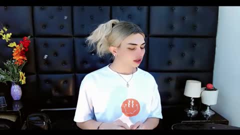 daniela_pink_ online show from 02/22/26, 07:01