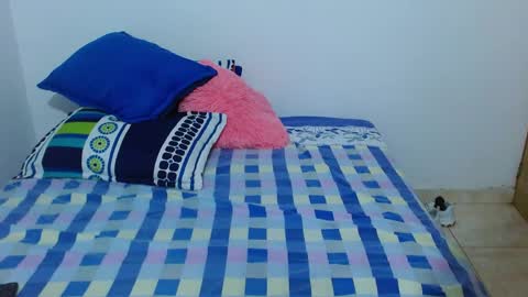 daniela_pra online show from 04/13/26, 12:05