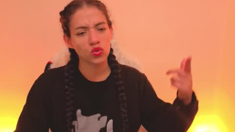 Snapshot of daniela_rivasthl chatting on 03/26/26, 05:46 daniela_rivasthl online show from 03/26/26, 05:46