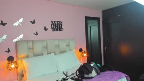 Snapshot of daniela_xue chatting on 03/12/25, 02:41 lorena online show from 03/12/25, 02:41
