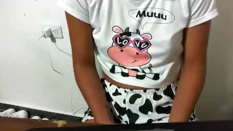 Snapshot of danielaa_foxx chatting on 11/15/25, 04:03 danielaa_foxx online show from 11/15/25, 04:03