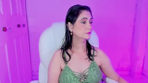 Daniela online show from 02/06/25, 07:45