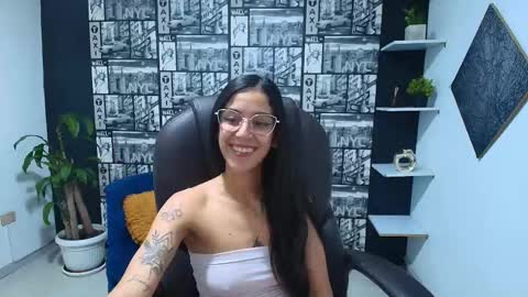 danielamonroe online show from 01/15/26, 12:37