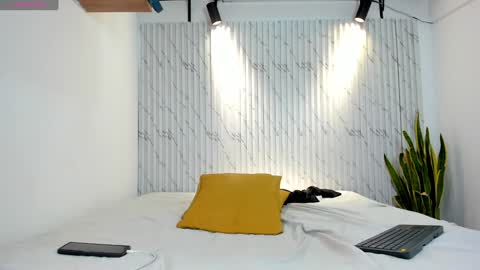 DANIEL online show from 12/18/24, 04:06