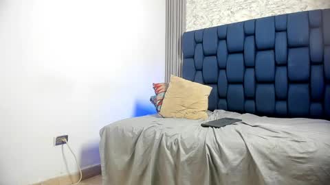 DANIEL online show from 02/12/25, 01:59