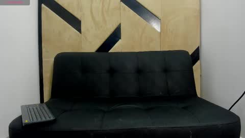 DANIEL online show from 03/12/25, 06:07