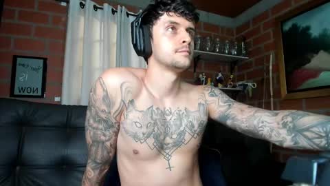 Daniele Bunny online show from 02/12/25, 08:40