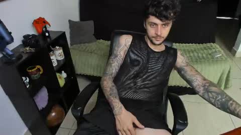 Snapshot of daniele_bunny chatting on 06/24/26, 04:28 Daniele Bunny online show from 06/24/26, 04:28