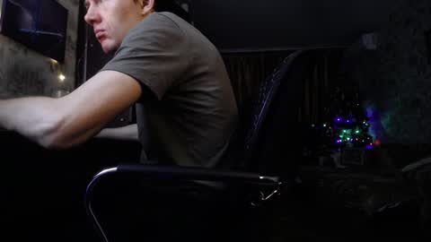 Snapshot of danielgraysoon chatting on 01/13/25, 12:56 Daniel Grayson online show from 01/13/25, 12:56