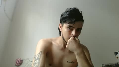 Snapshot of danielhot17 chatting on 12/04/24, 04:16 DANIEL online show from 12/04/24, 04:16