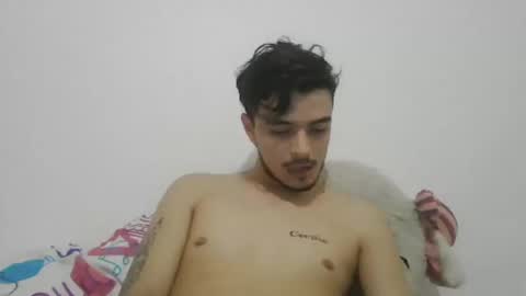 Snapshot of danielhot17 chatting on 01/04/25, 10:55 DANIEL online show from 01/04/25, 10:55