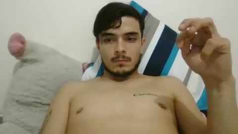 Snapshot of danielhot17 chatting on 01/08/25, 04:12 DANIEL online show from 01/08/25, 04:12