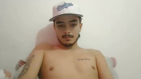 Snapshot of danielhot17 chatting on 01/23/25, 05:10 DANIEL online show from 01/23/25, 05:10