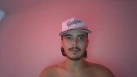 Snapshot of danielhot17 chatting on 01/26/25, 06:06 DANIEL online show from 01/26/25, 06:06