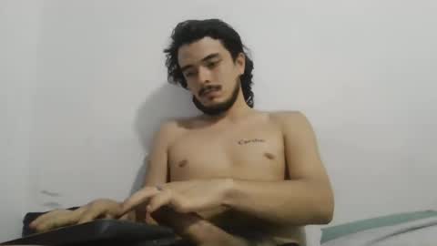 Snapshot of danielhot17 chatting on 09/28/25, 06:19 DANIEL online show from 09/28/25, 06:19