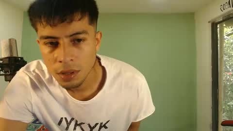 danielitopapii online show from 12/17/25, 04:35