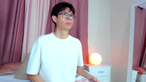 Snapshot of daniell_rdrig chatting on 03/07/26, 12:13 Daniel online show from 03/07/26, 12:13